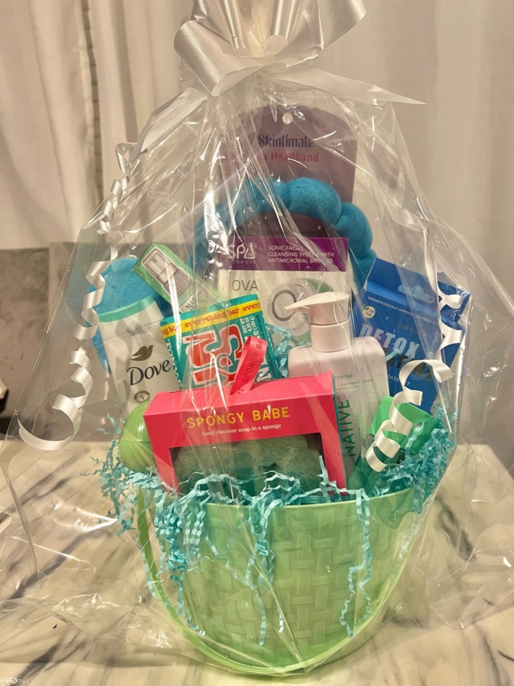 Luxury Spa Gift Basket with blue/Teal